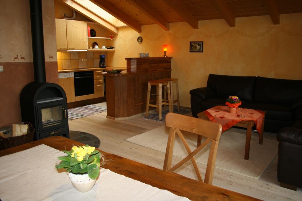 Haus Rosenrot Apartman Bischofswiesen Szoba fotó